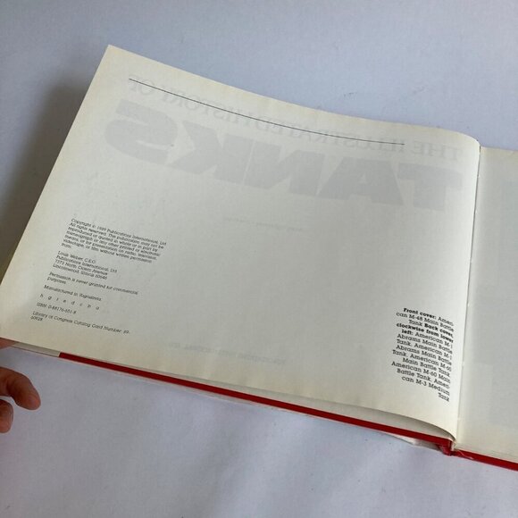 The Illustrated History of Tanks Vintage 1989 Book by Lightbody/Poyer Pictorial - Picture 3 of 8